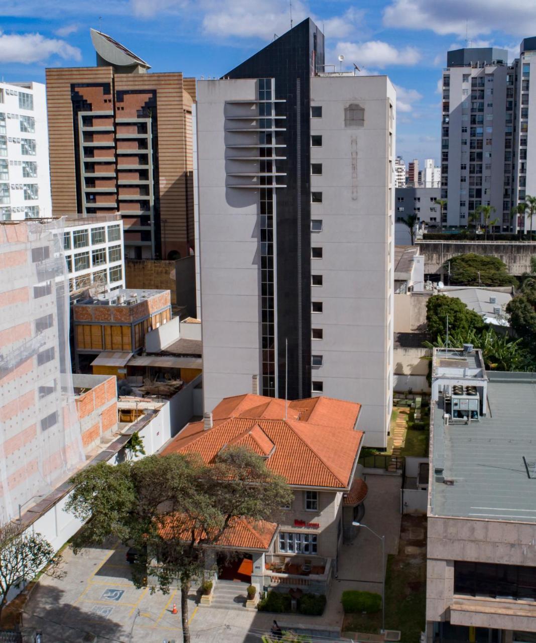 Ibis Belo Horizonte Liberdade Hotel Bagian luar foto