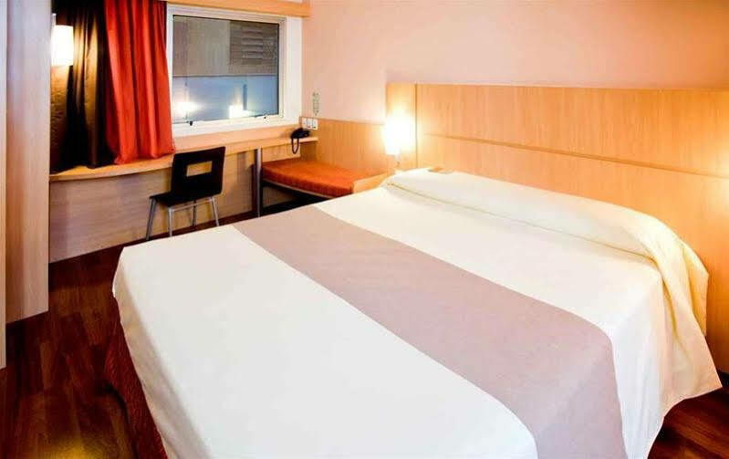 Ibis Belo Horizonte Liberdade Hotel Bagian luar foto